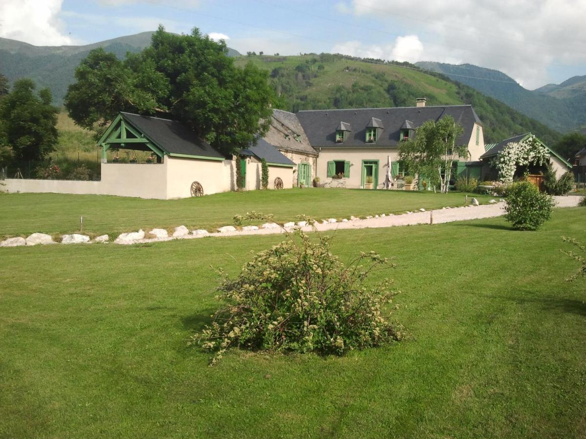 grange rénovée en gîte/maison/chalet Arreau Esterno foto