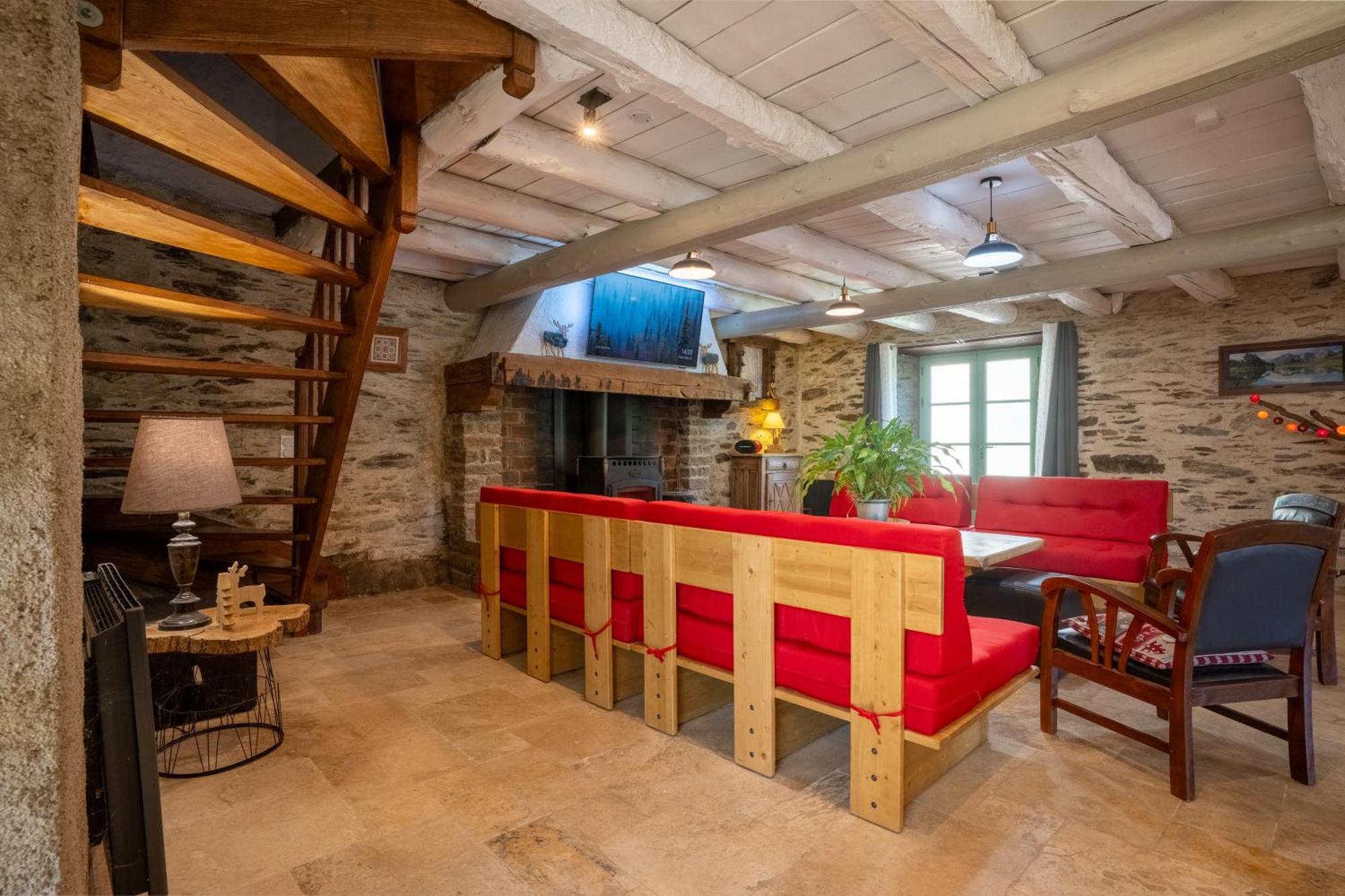 grange rénovée en gîte/maison/chalet Arreau Esterno foto